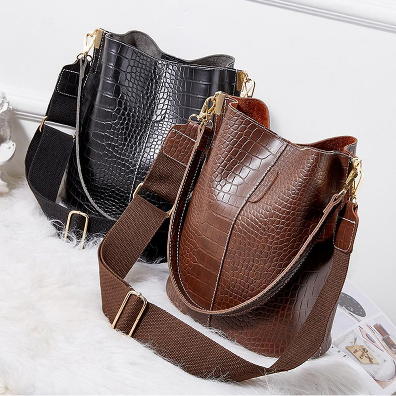Allie Bucket Bag