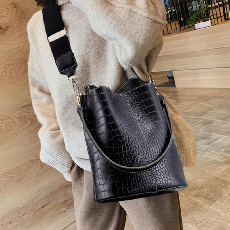 Allie Bucket Bag