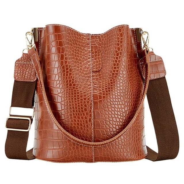 Allie Bucket Bag